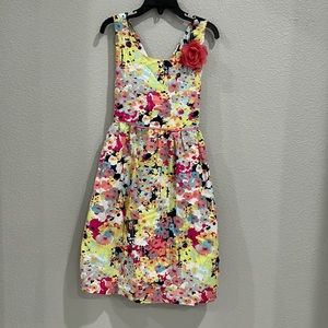 Very pretty colorful dress